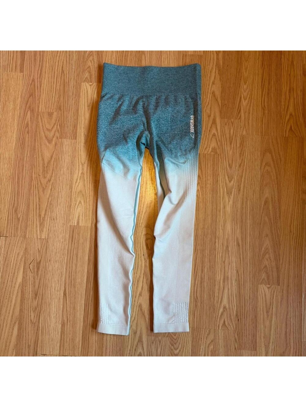 Gymshark Teal and Cream Gradient Leggings